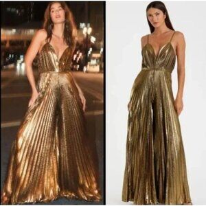 Mac Duggal 27143 Size 8 Gold Metallic Pleated V-Neck Wide Leg Jumpsuit Formal